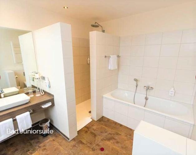 וולפסבורג Ivy Hotel מראה חיצוני תמונה